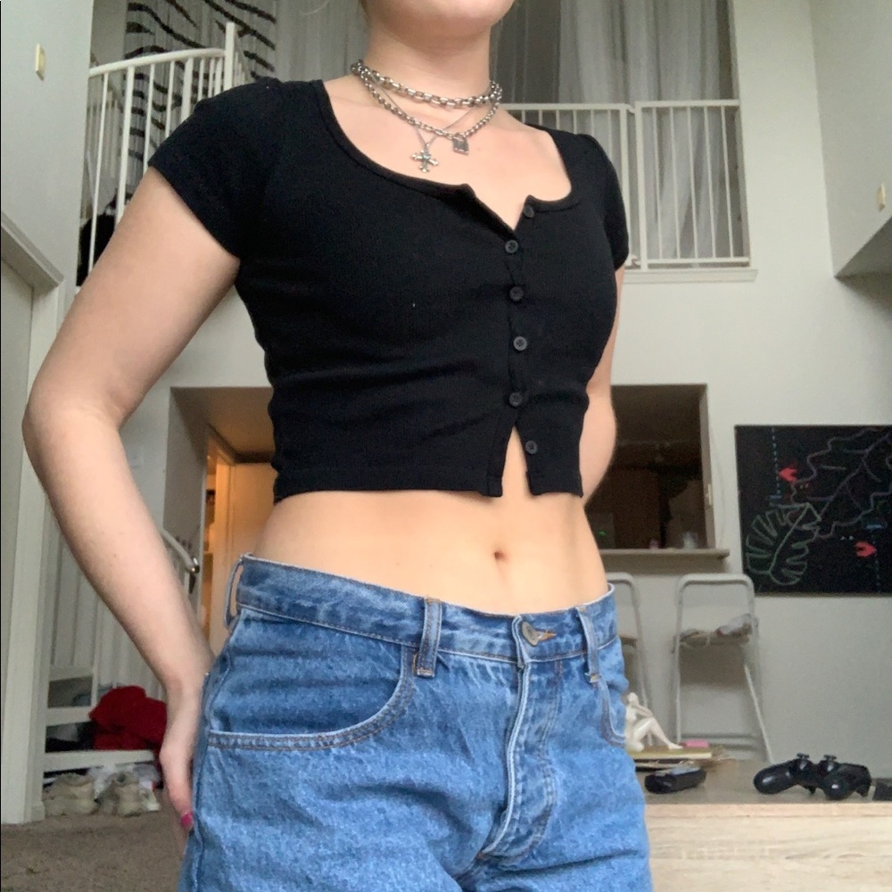 Brandy Melville black zelly top